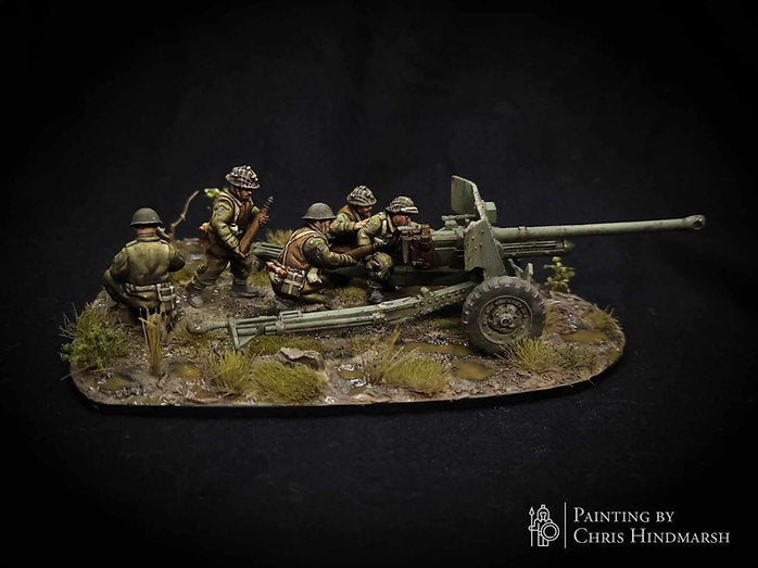 Vue de profil du Canadian 6pdr Anti-tank de RKX Miniatures avec son équipage en résine 28 mm.