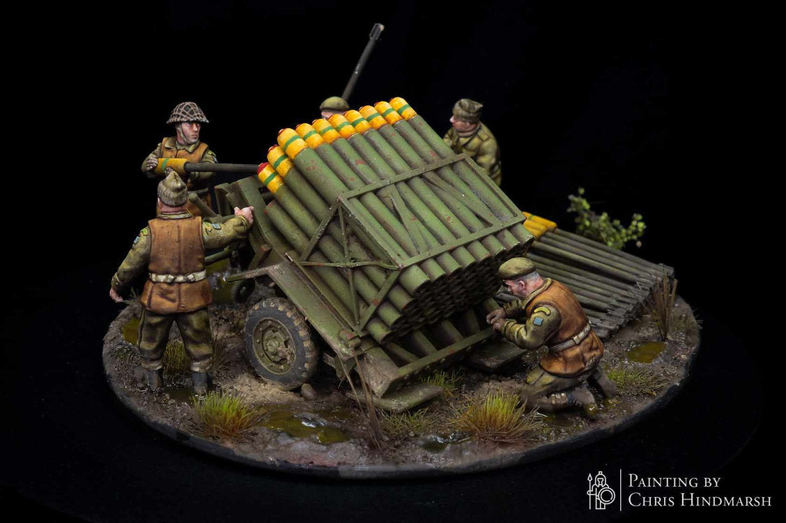 Vue de trois quarts du Canadian Land Mattress RKX Miniatures avec lance-roquettes multiple et équipage en 28 mm.
