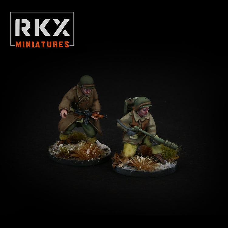 Équipe de lance-flammes US Army hiver 28mm en résine par RKX Miniatures.