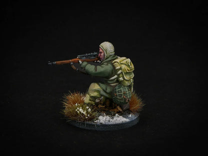 Figurine de sniper américain de la Seconde Guerre mondiale en tenue d'hiver, échelle 28mm.