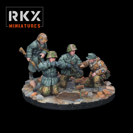 SS Charlemagne MG Team de RKX Miniatures, équipe de mitrailleuse allemande en résine 28 mm pour jeux de figurines historiques.