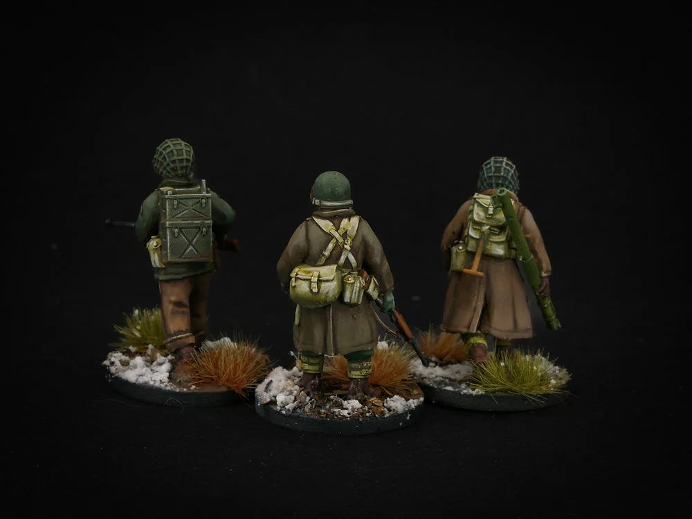 Détails du paquetage radio et des manteaux d'hiver US Army figurines 28mm.
